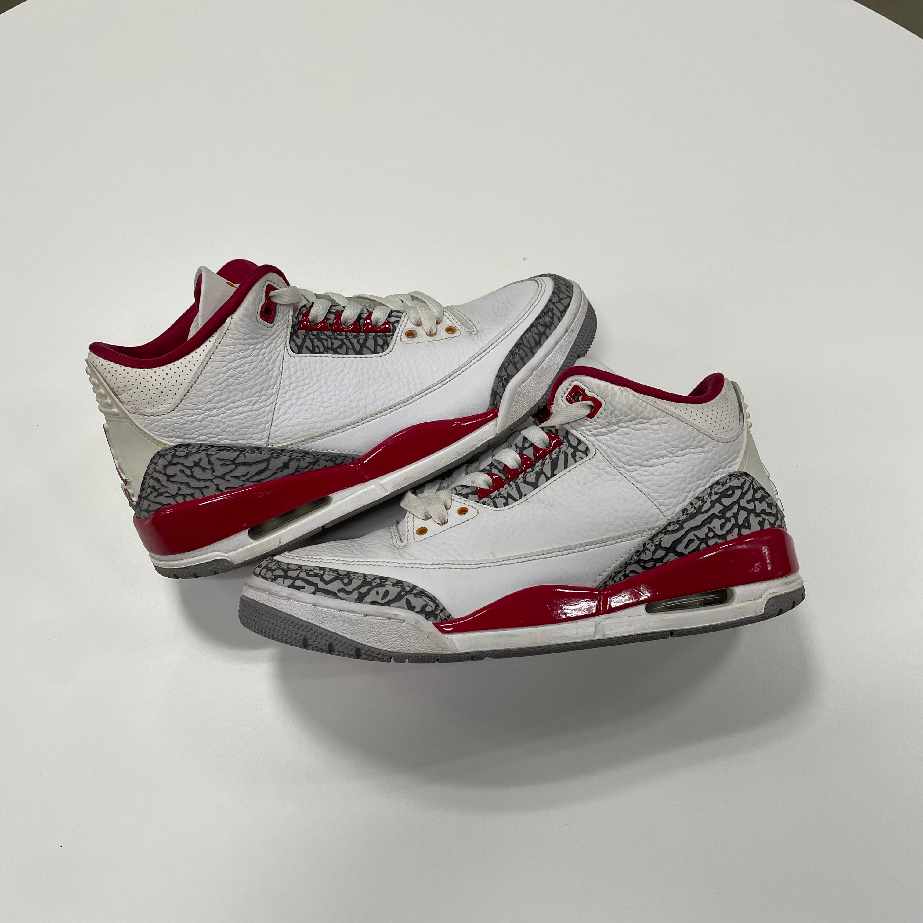 Air Jordan 3 'Red Cardinal' (9) Used