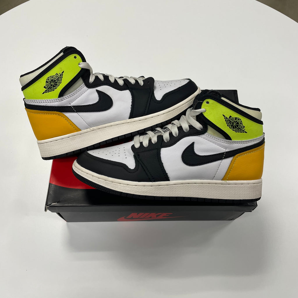 Jordan 1 'Volt Gold' (6.5Y) Used