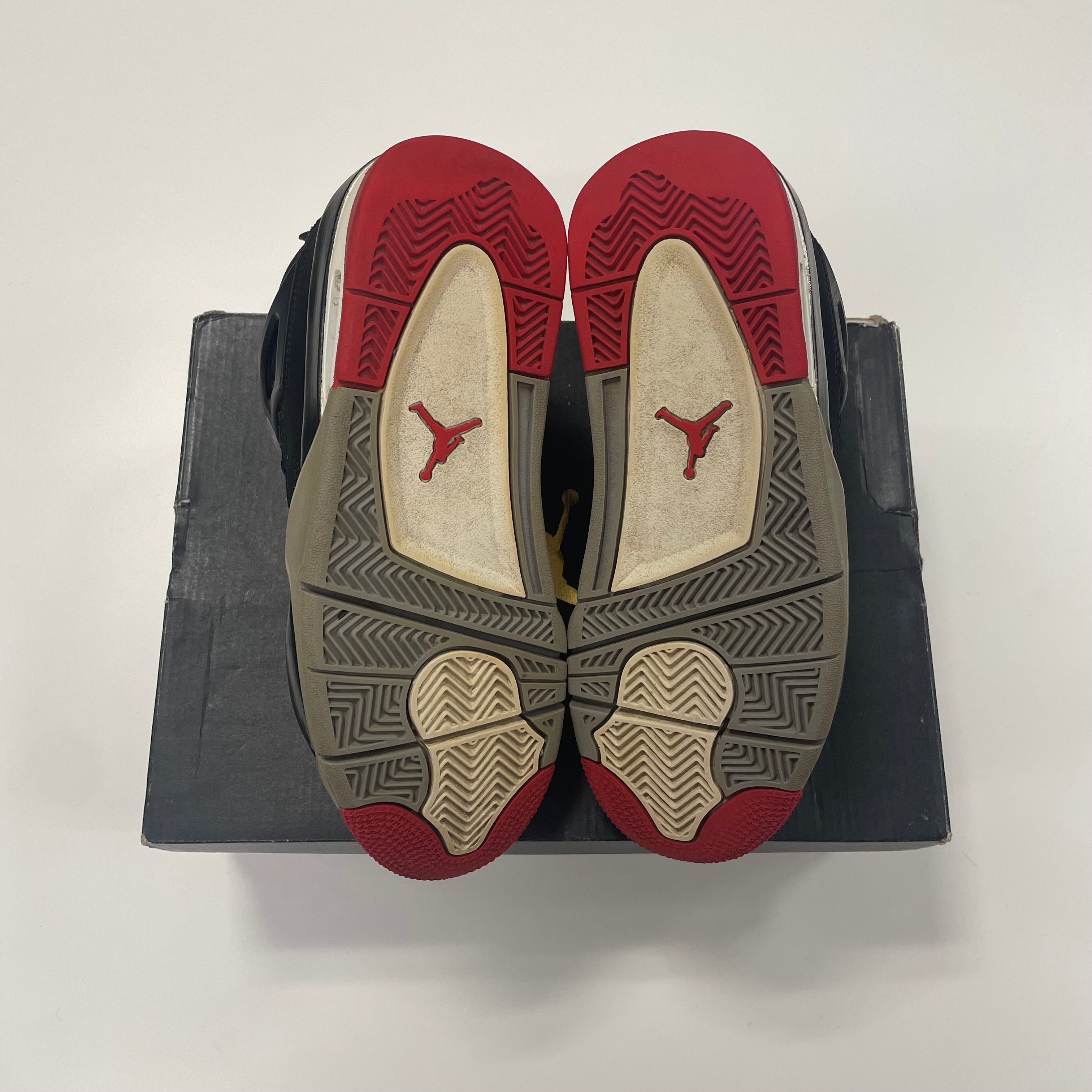 Air Jordan 4 'Bred' (5.5) Used