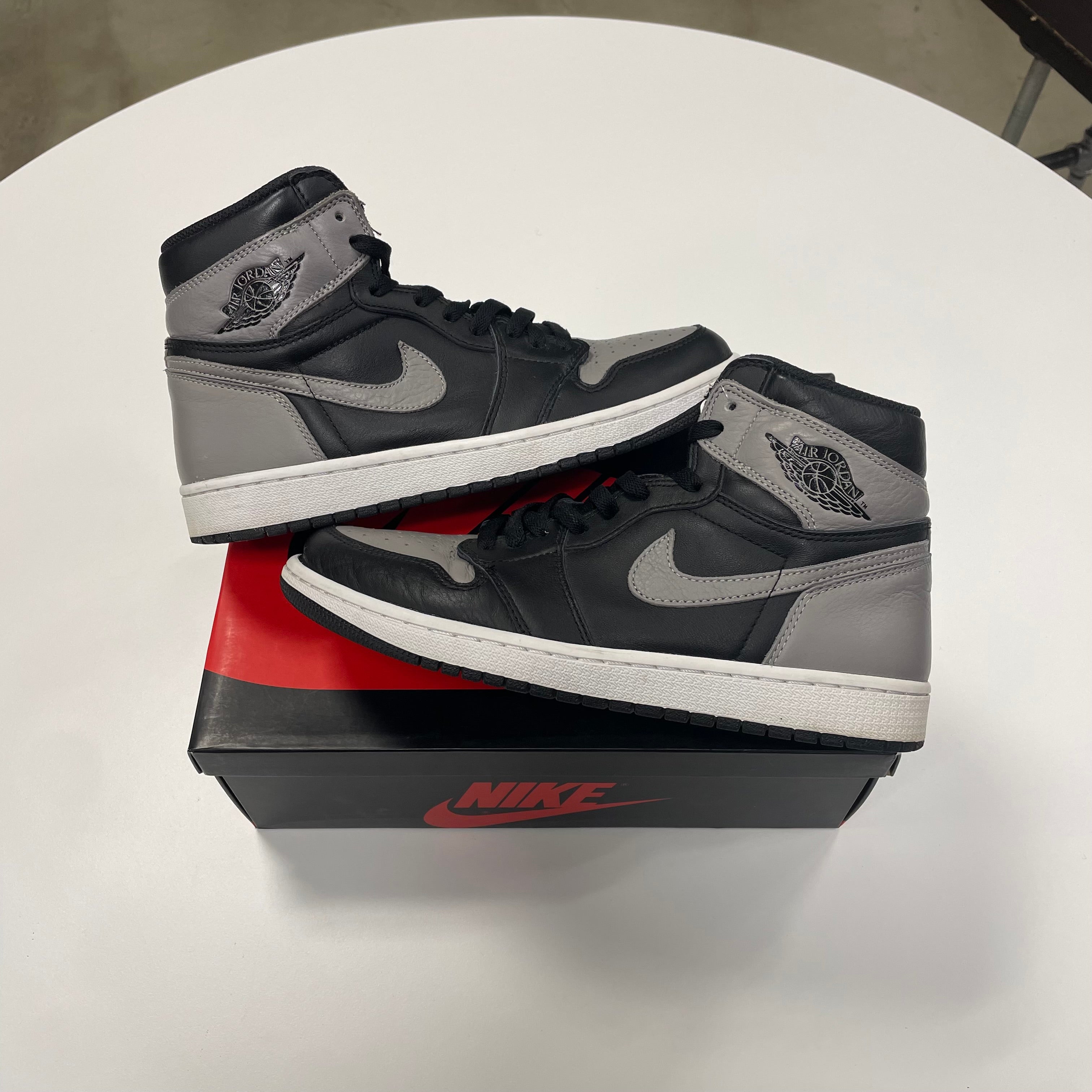 Air Jordan 1 High 'Shadow' (9) Used