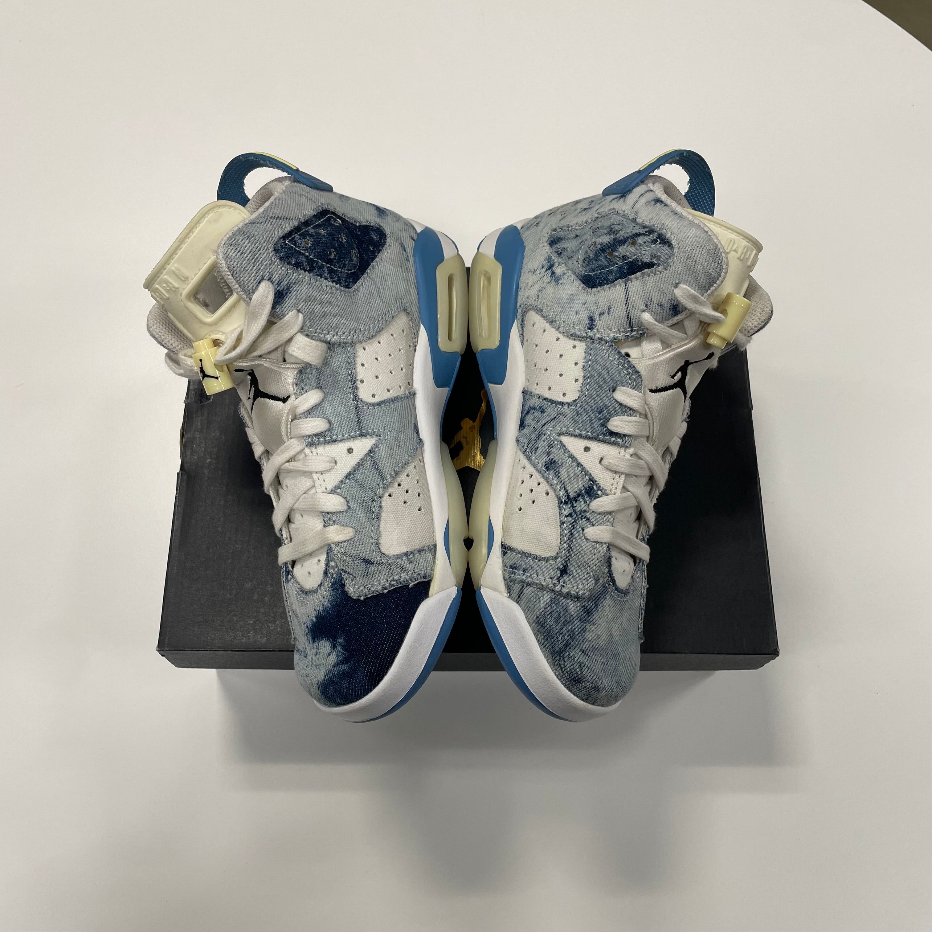 Air Jordan 6 'Washed Denim (6.5) Used