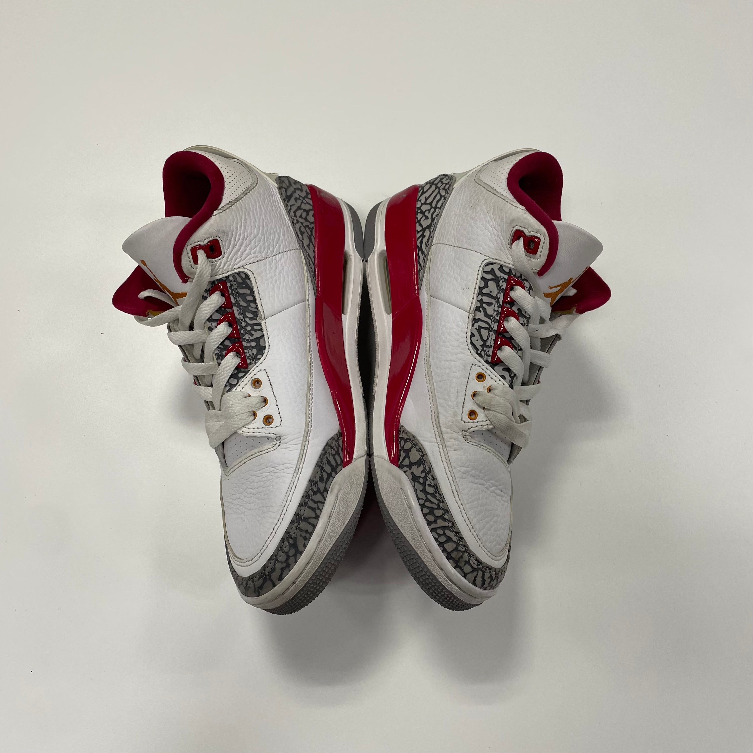 Air Jordan 3 'Red Cardinal' (9) Used