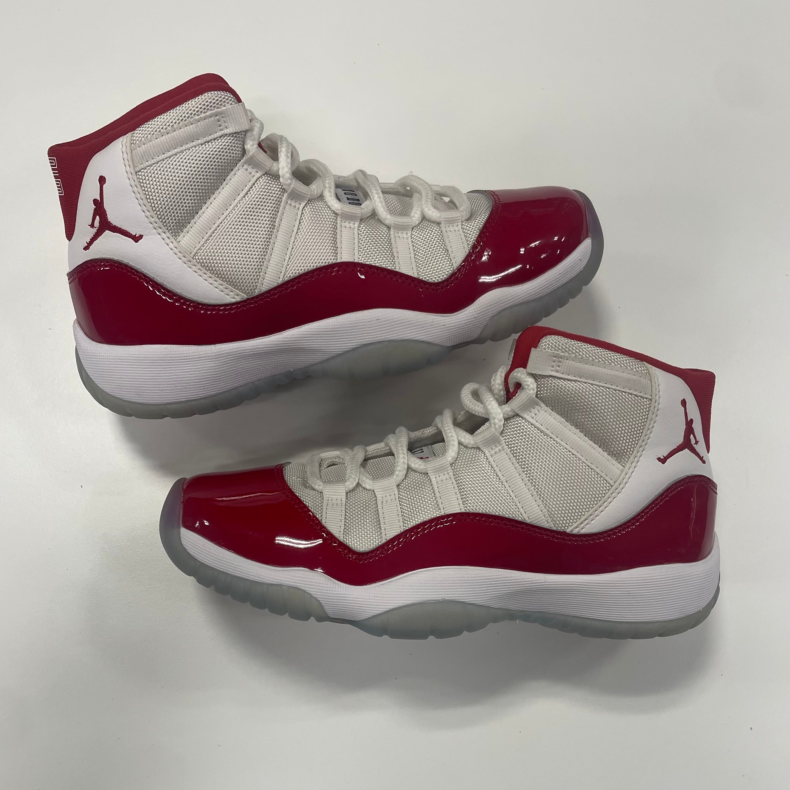 Air Jordan 11 'Cherry' (6) Used