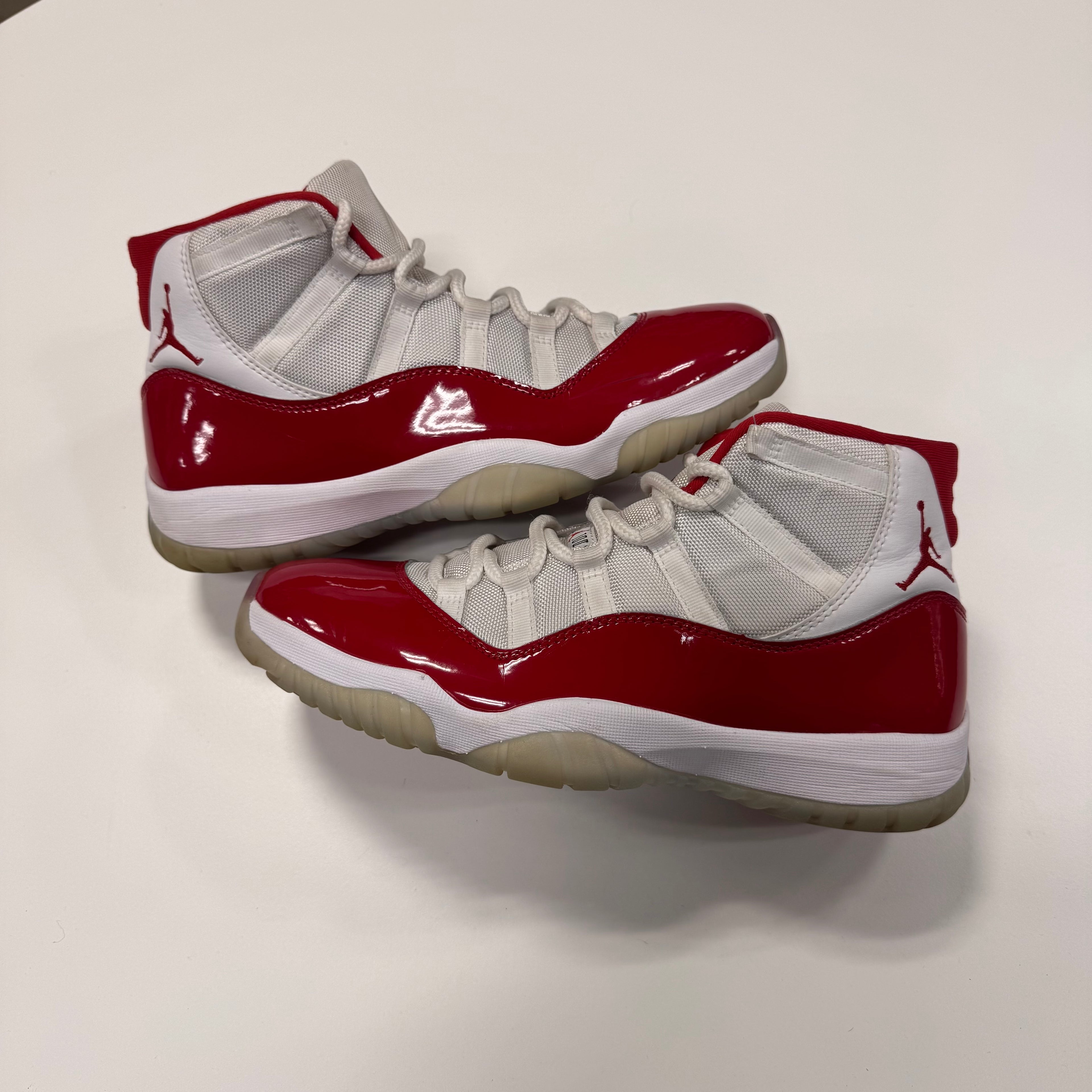 Air Jordan 11 'Cherry' (11) Used