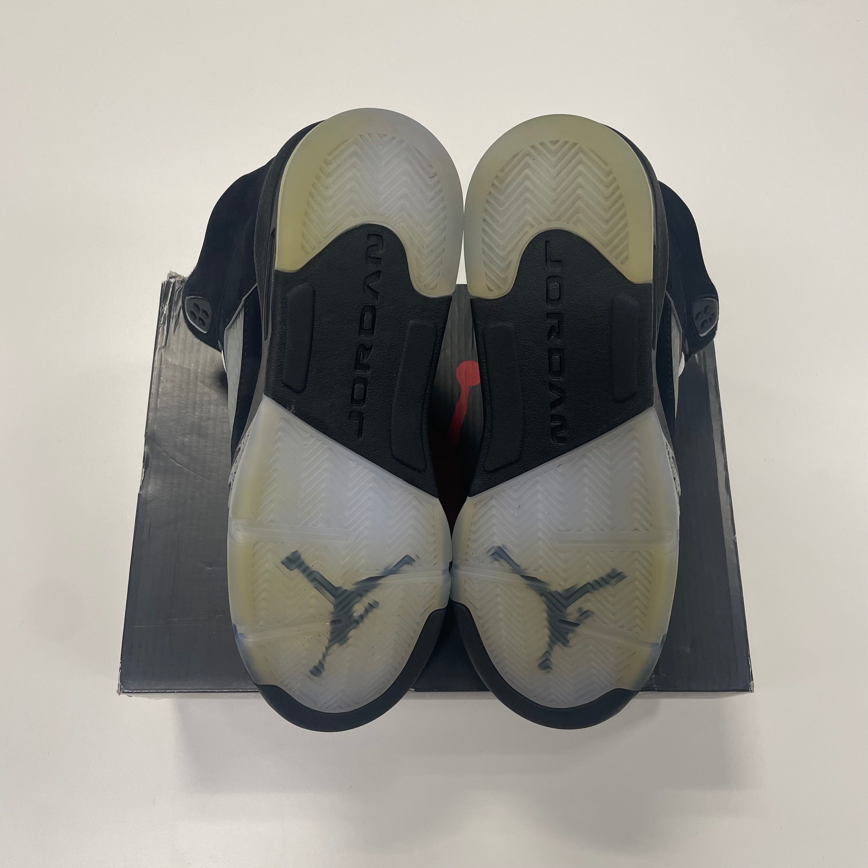 Air Jordan 5 'Metallic Reimagined' (7) Used