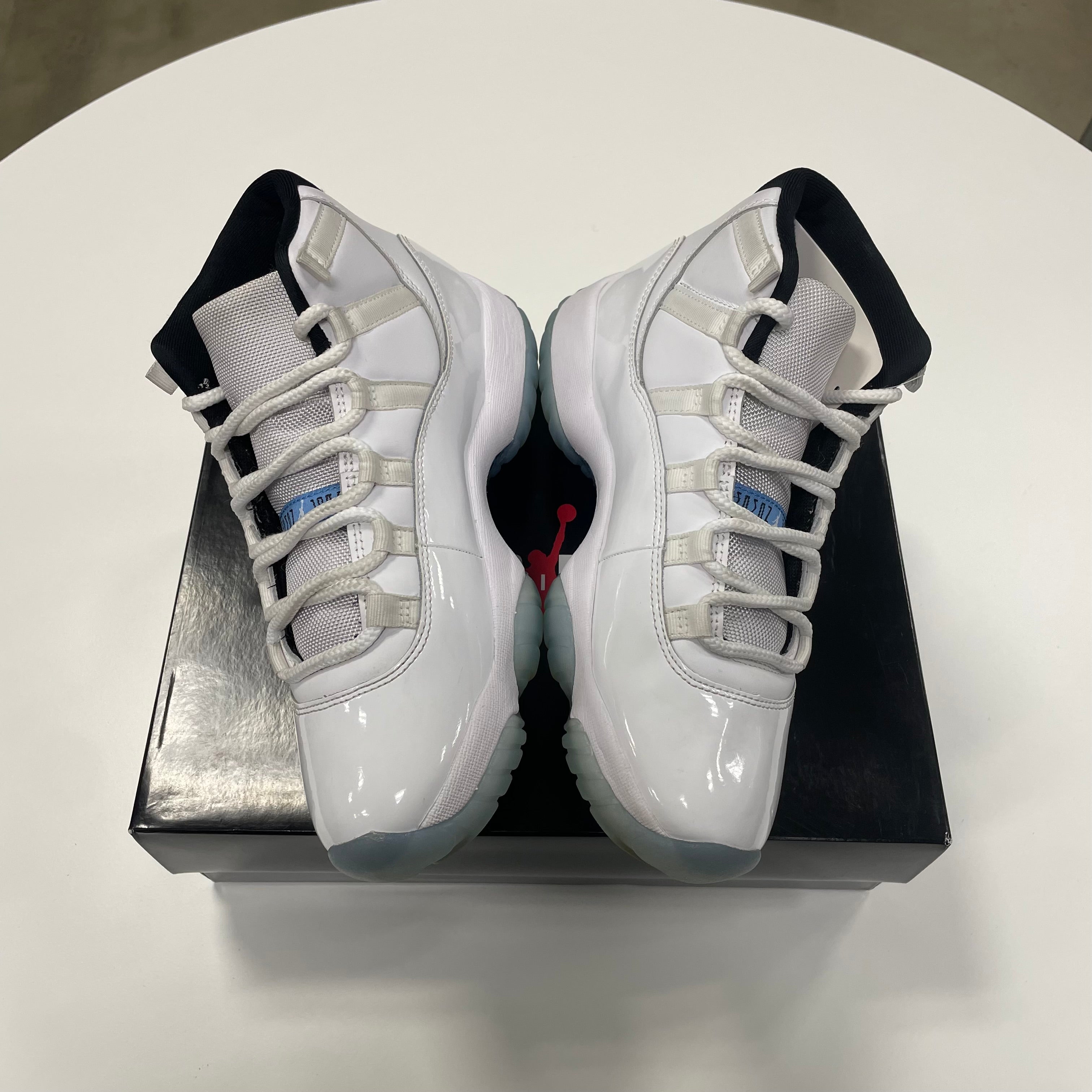 Air Jordan 11 'Legend Blue' (9) Used