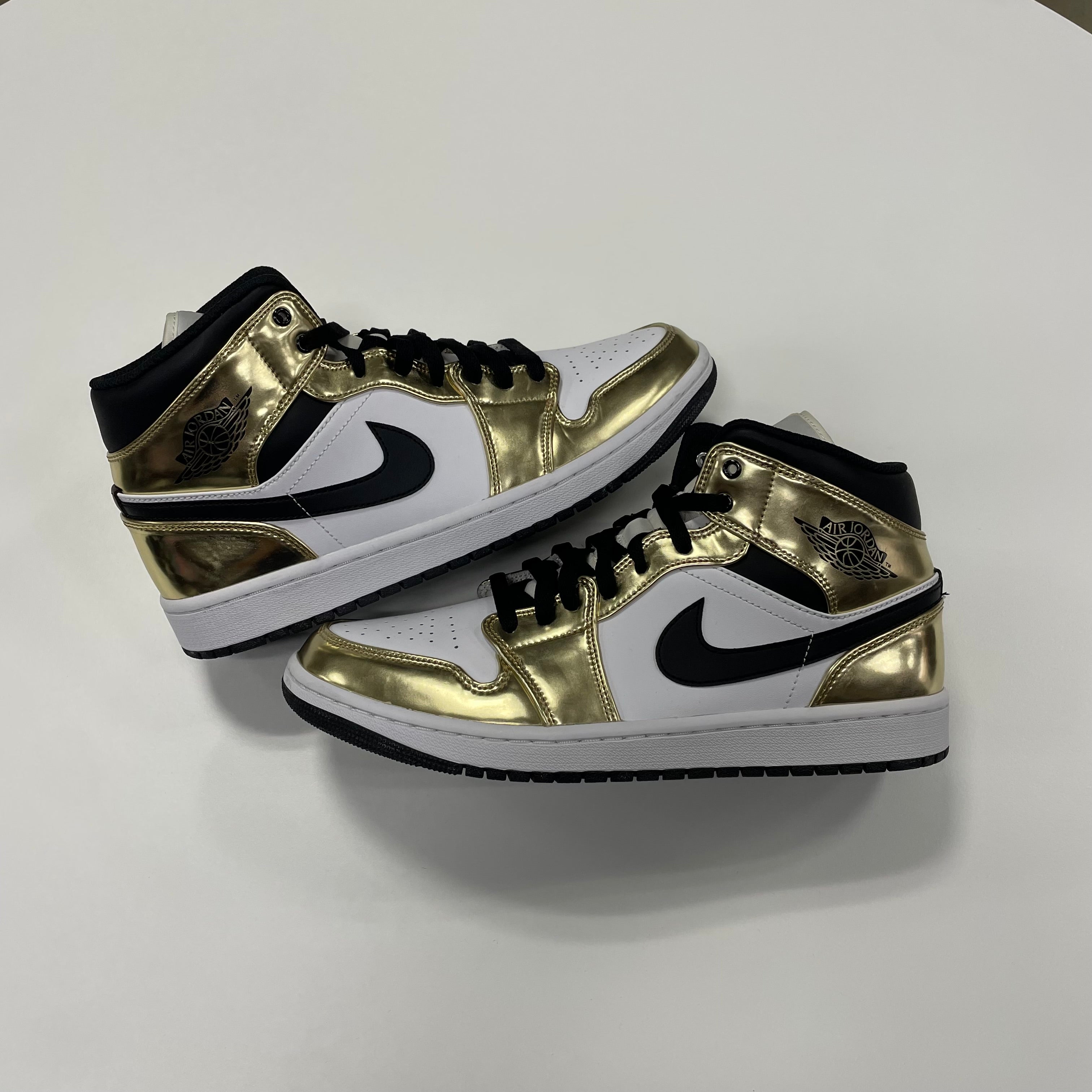 Jordan 1 Mid 'Metallic Gold' (10) Used