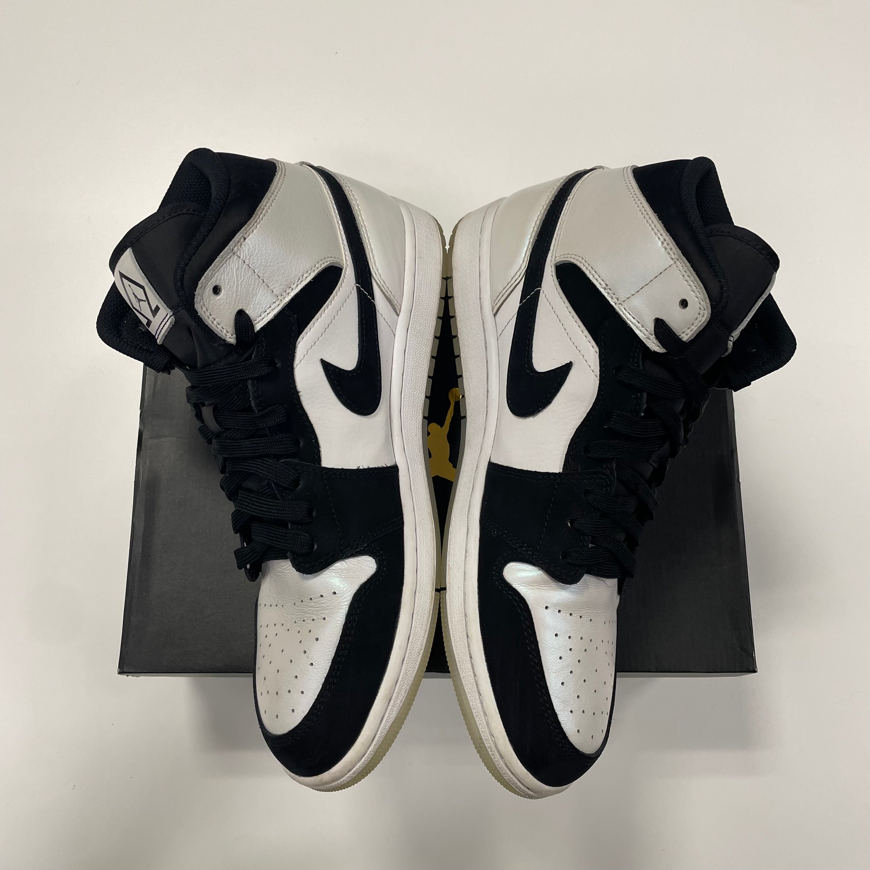 Air Jordan 1 Mid 'Diamond Shorts' (10.5) Used