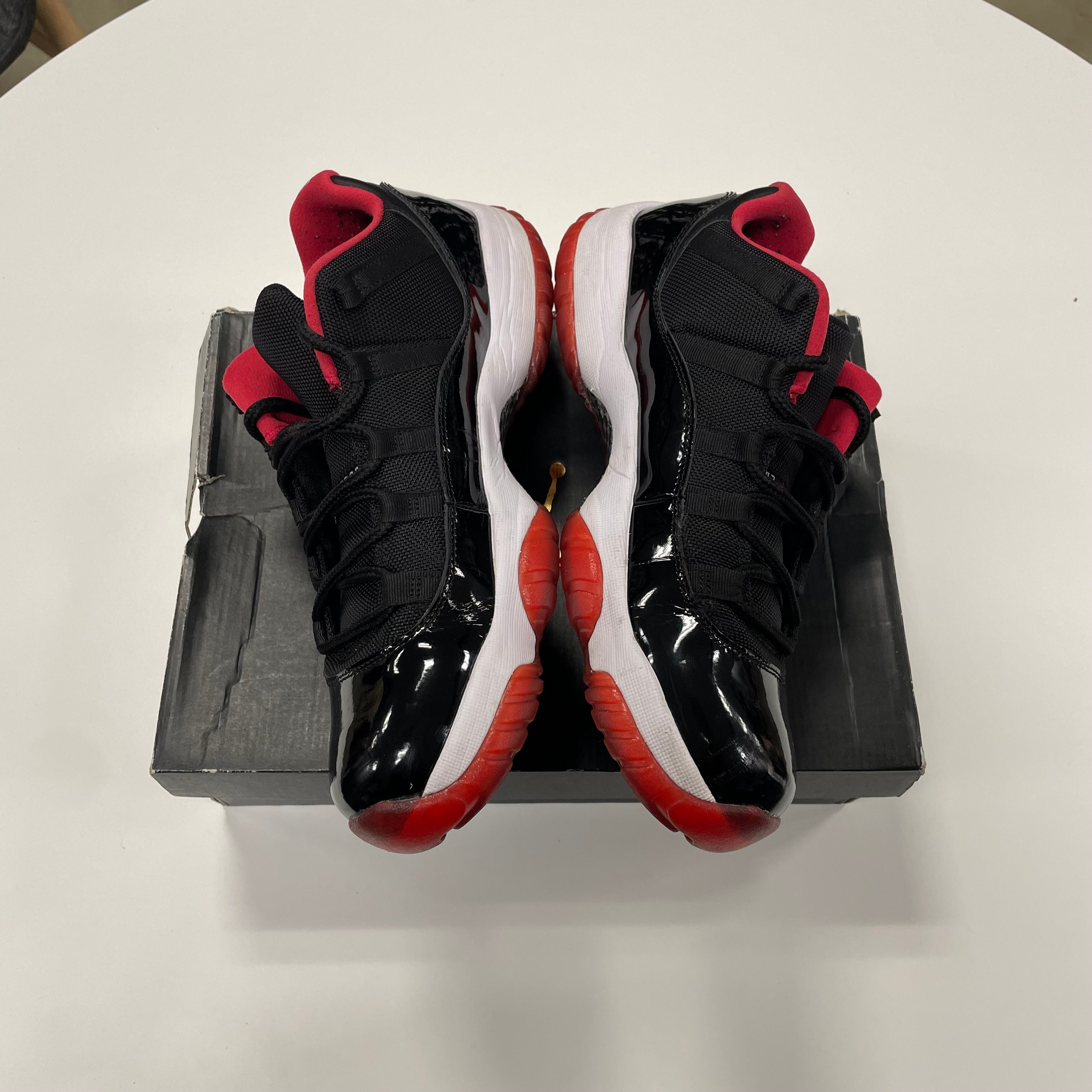 Jordan 11 Low 'Bred' (11) Used