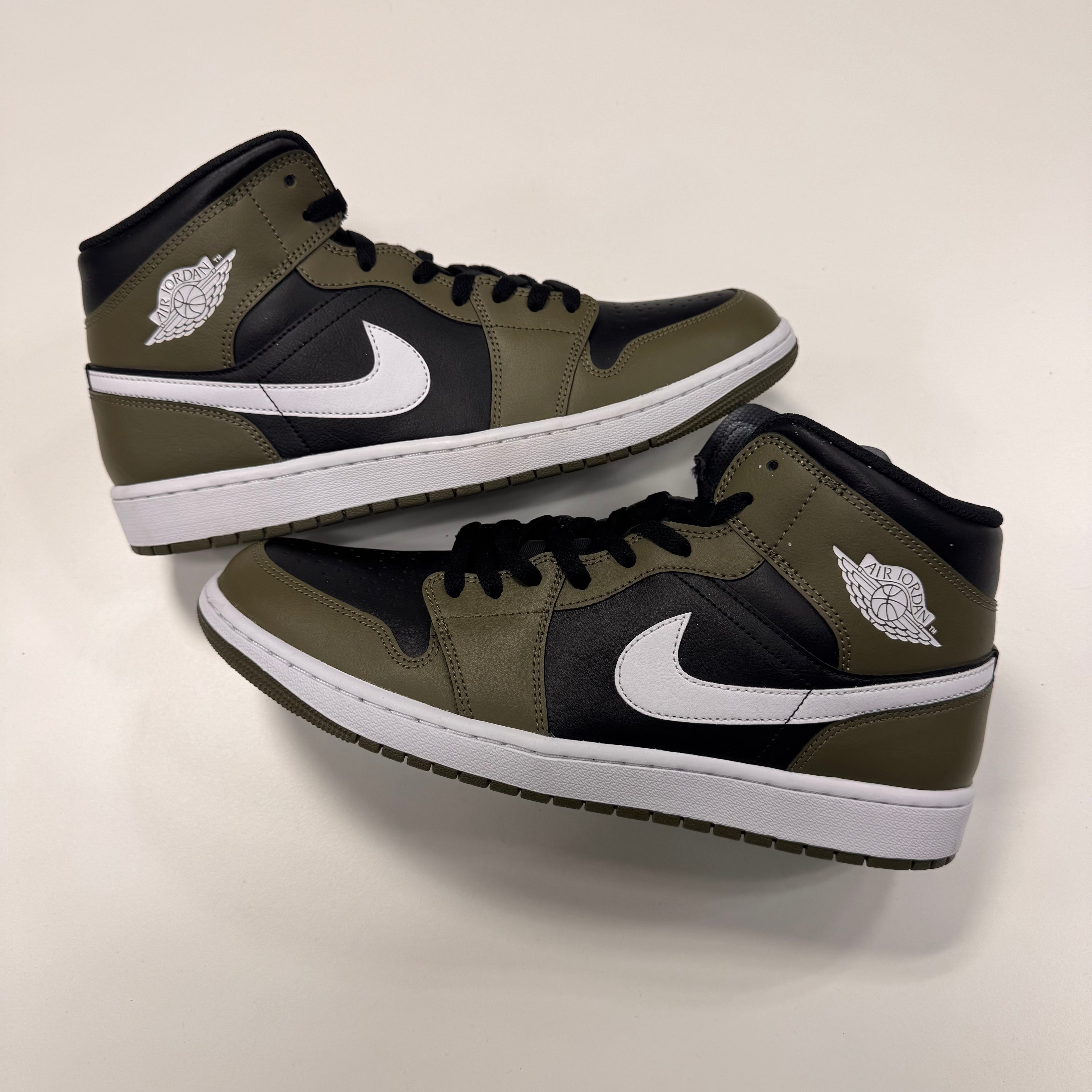 Jordan 1 Mid 'Olive' (13) Used