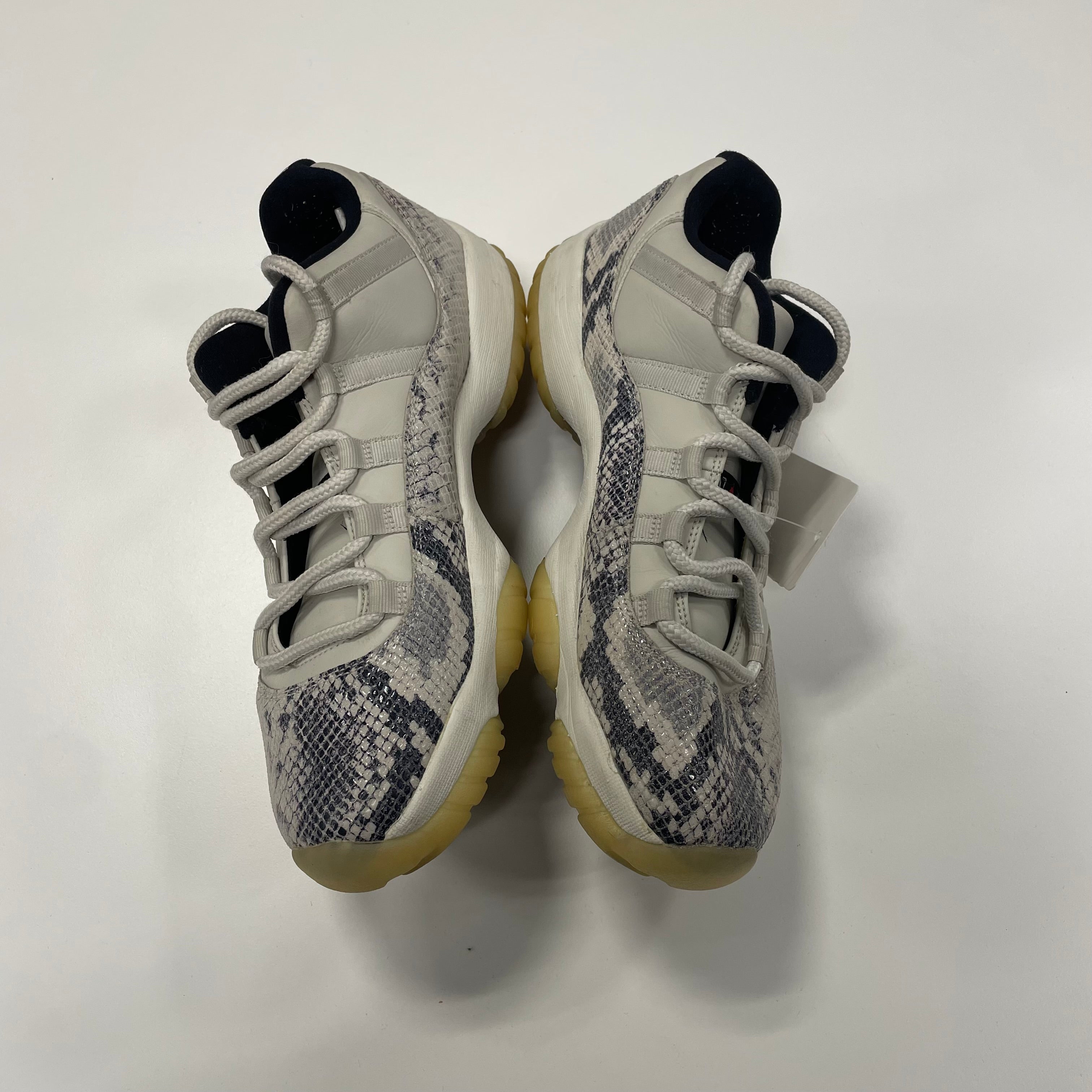 Jordan 11 Low 'Snake Light Bone' (10) Used
