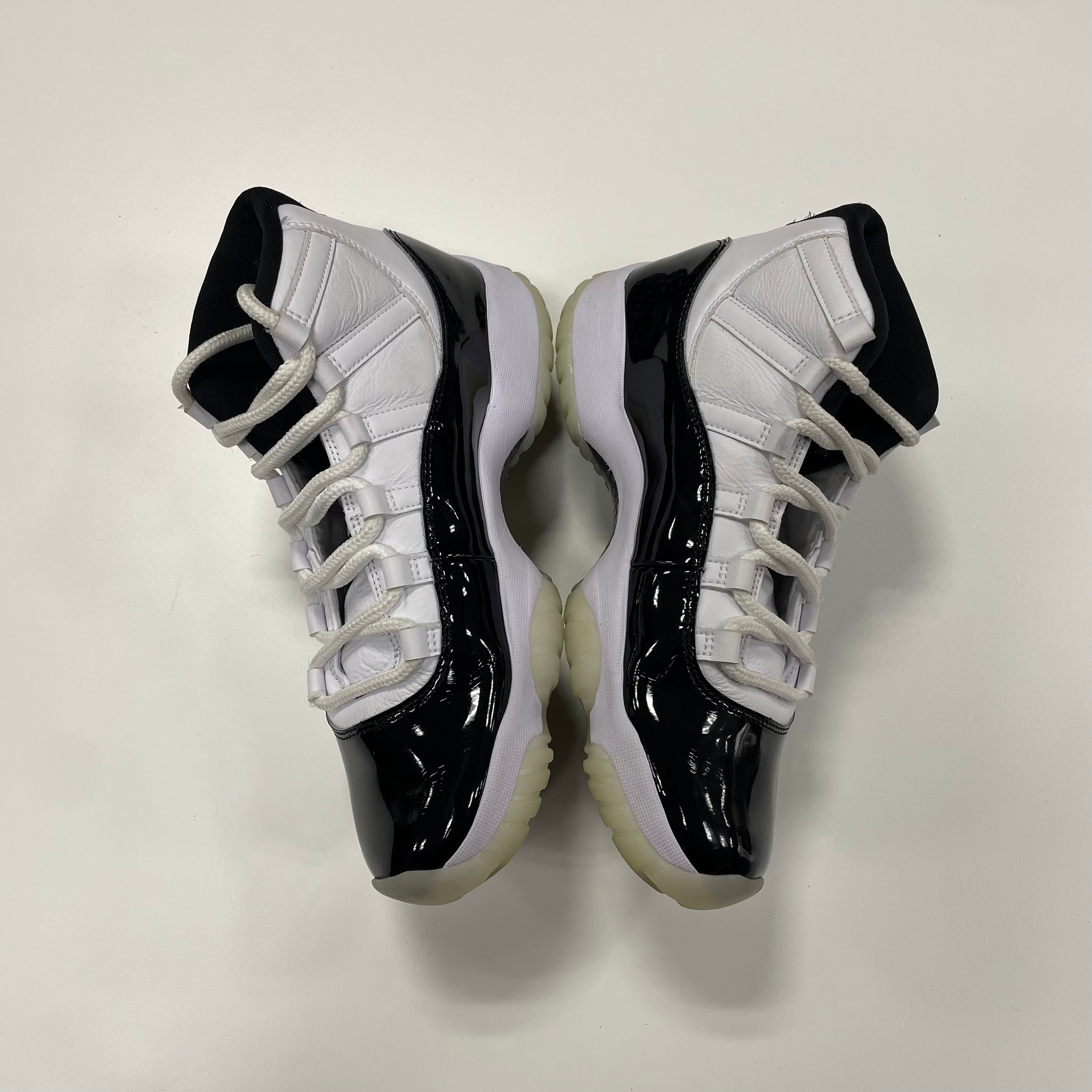 Jordan 11 'Gratitude' (9) Used