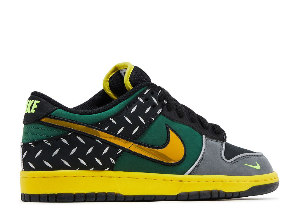 Dunk Low What the...Duck - University of Oregon Home PE