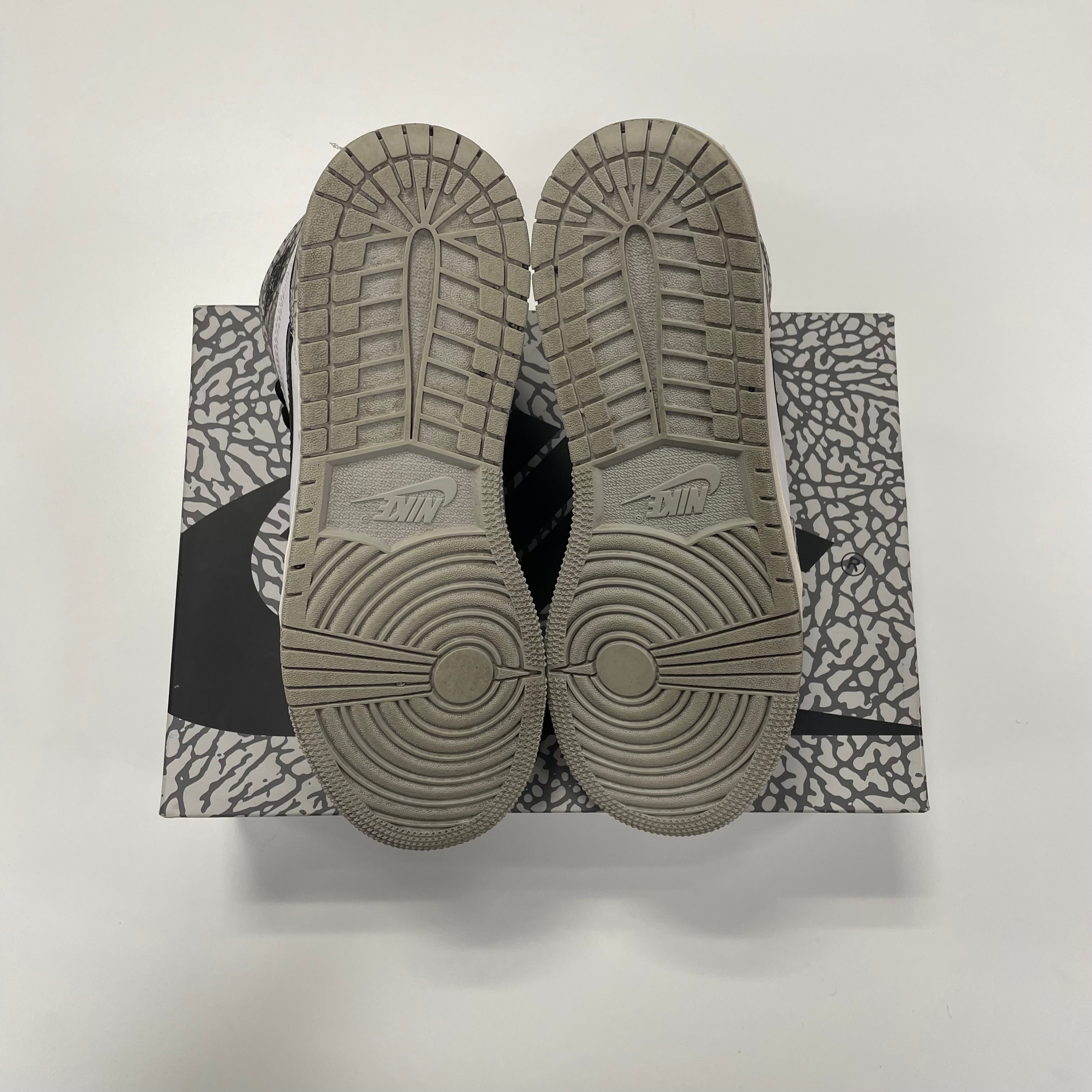 Air Jordan 1 'White Cement' (7) Used