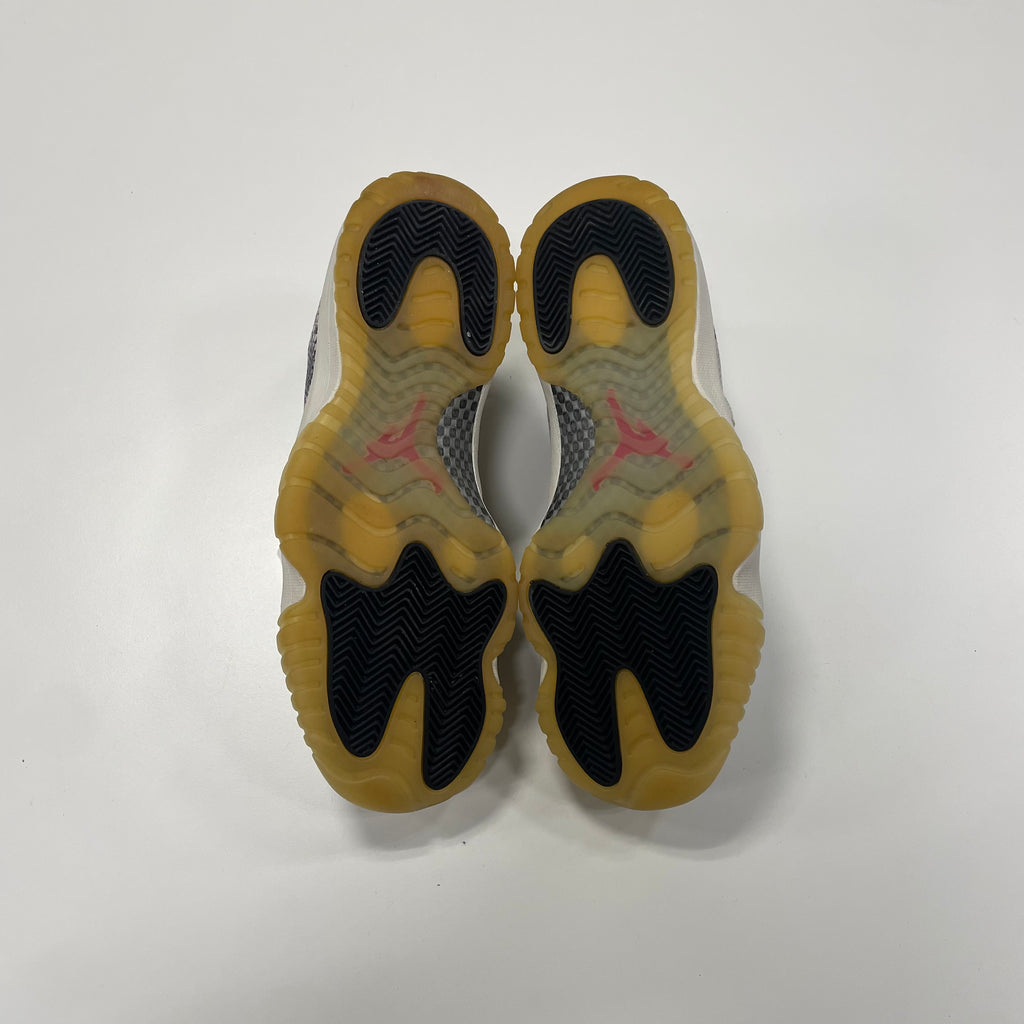 Jordan 11 Low 'Snake Light Bone' (10) Used
