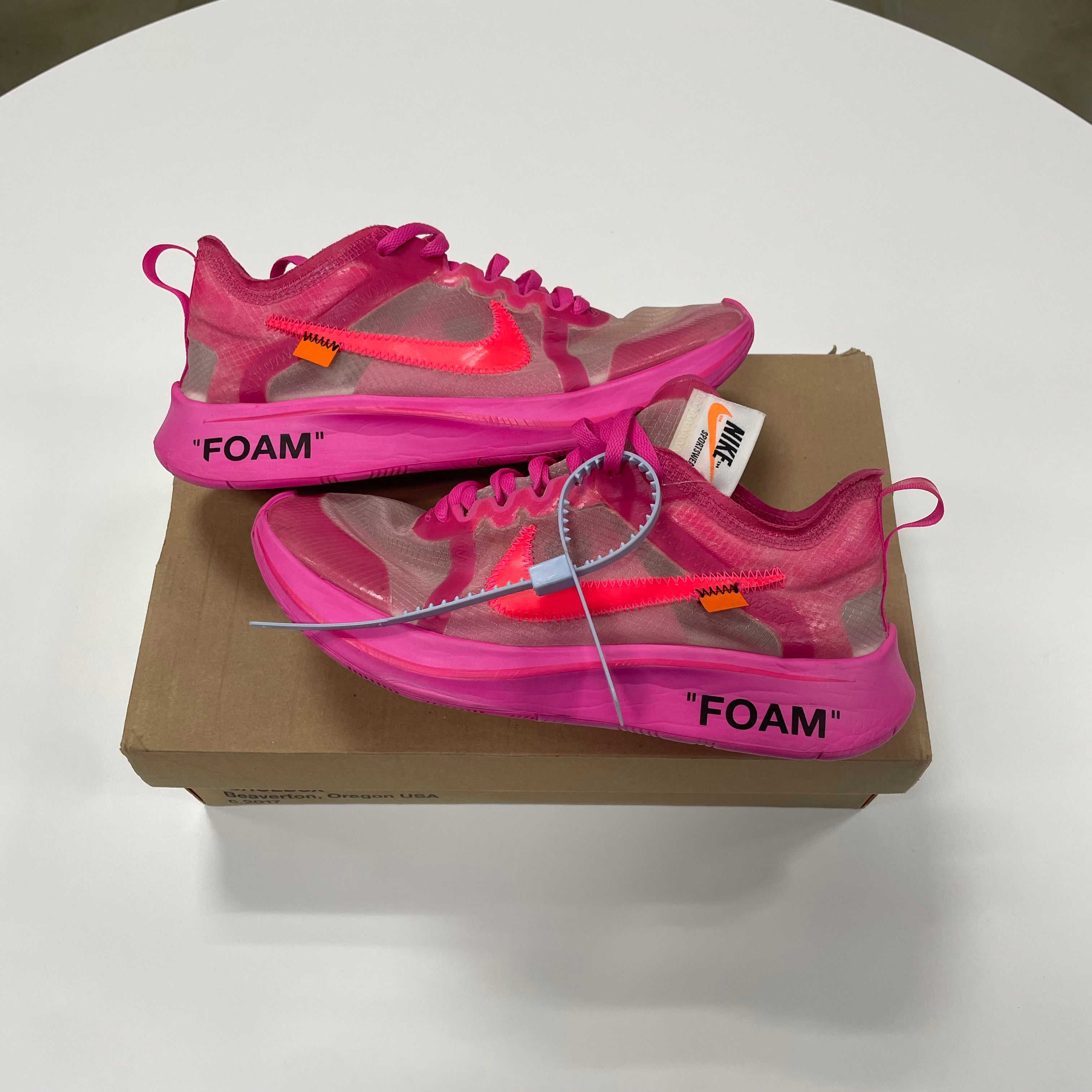 Off white Zoom Blazer 'Pink' (6.5) Used