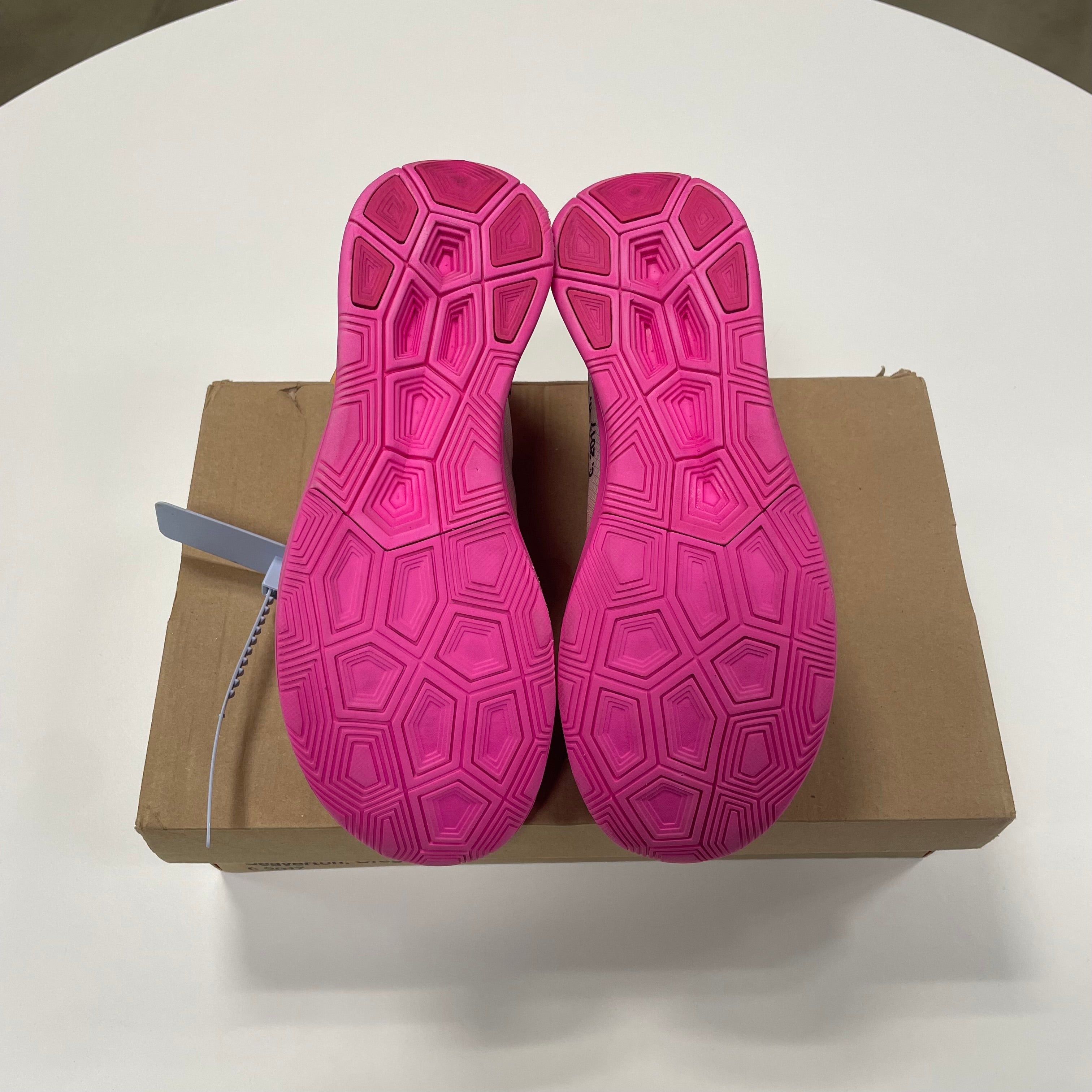 Off white Zoom Blazer 'Pink' (6.5) Used