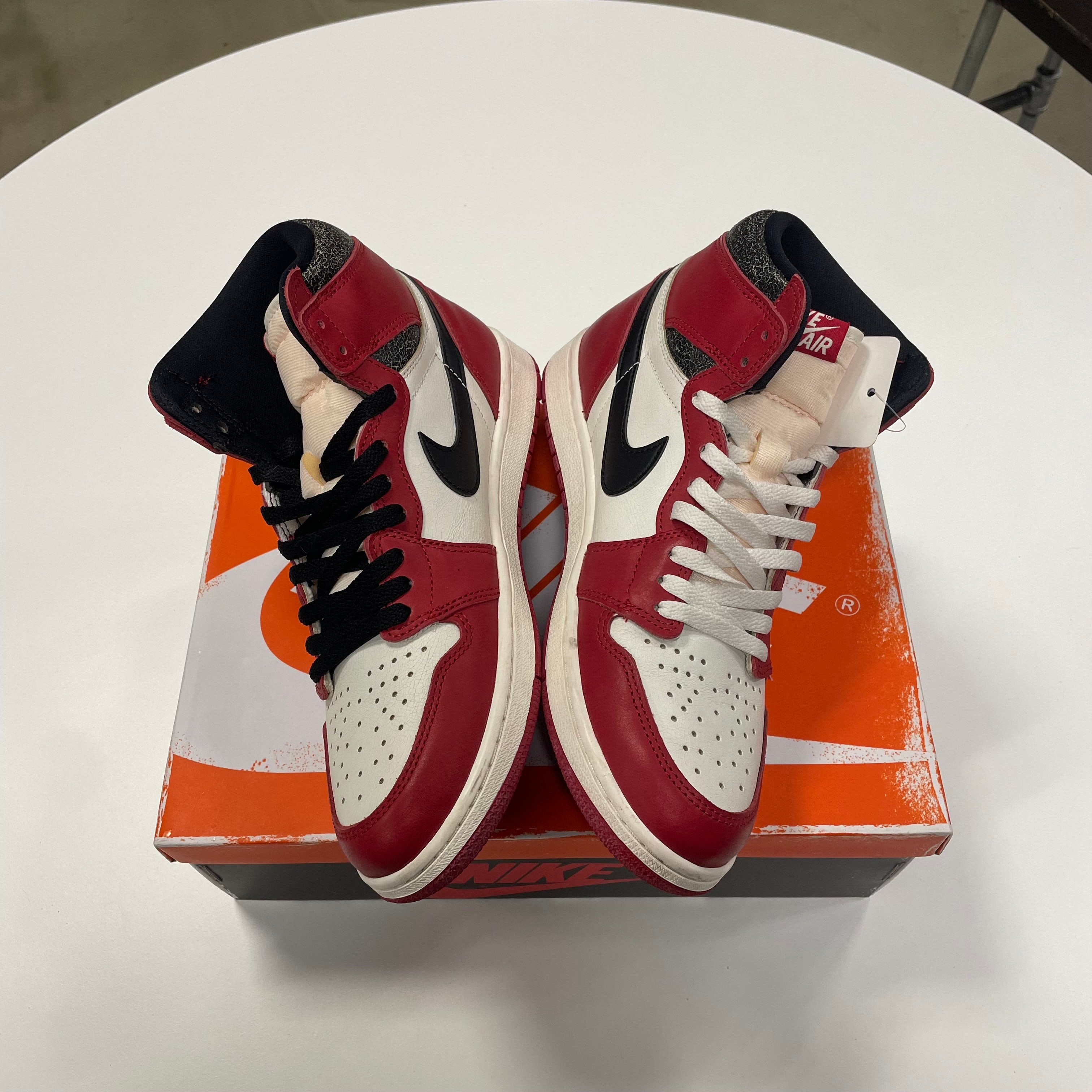 Jordan 1 High 'Lost & Found' (9.5) Used