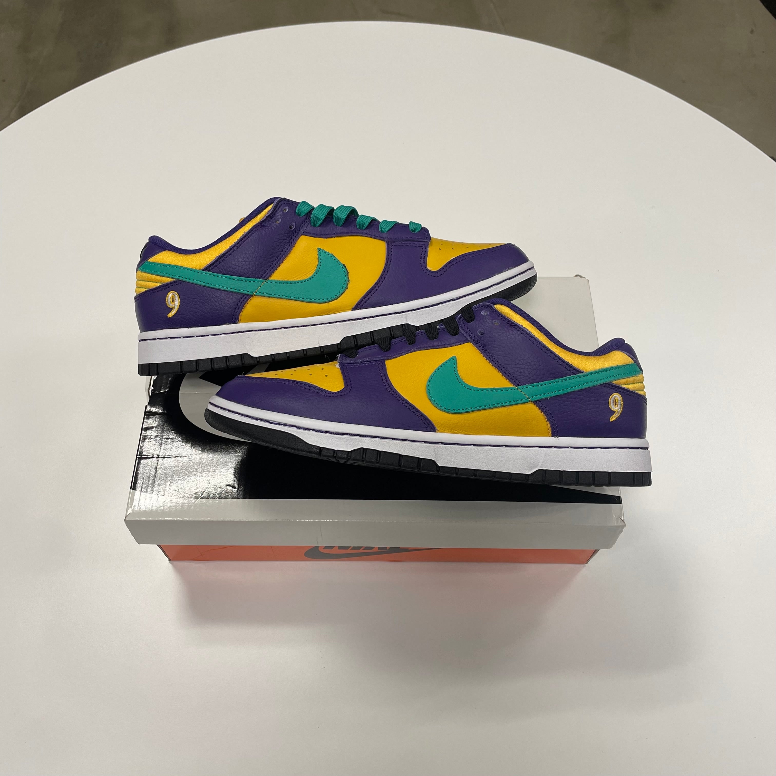 Dunk Low 'Lisa Leslie' (8) Used