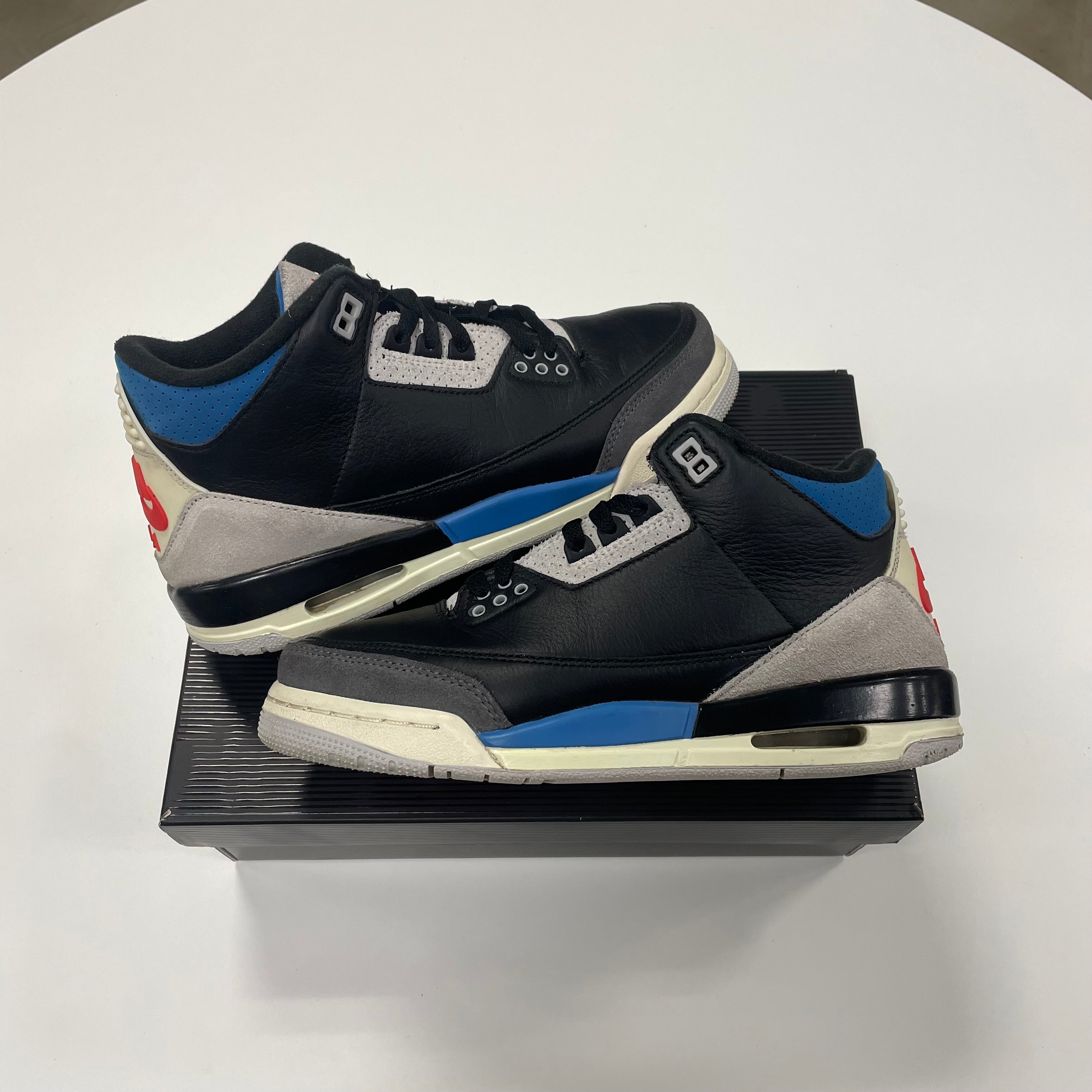 Jordan 3 'Rare Air' (6.5) Used