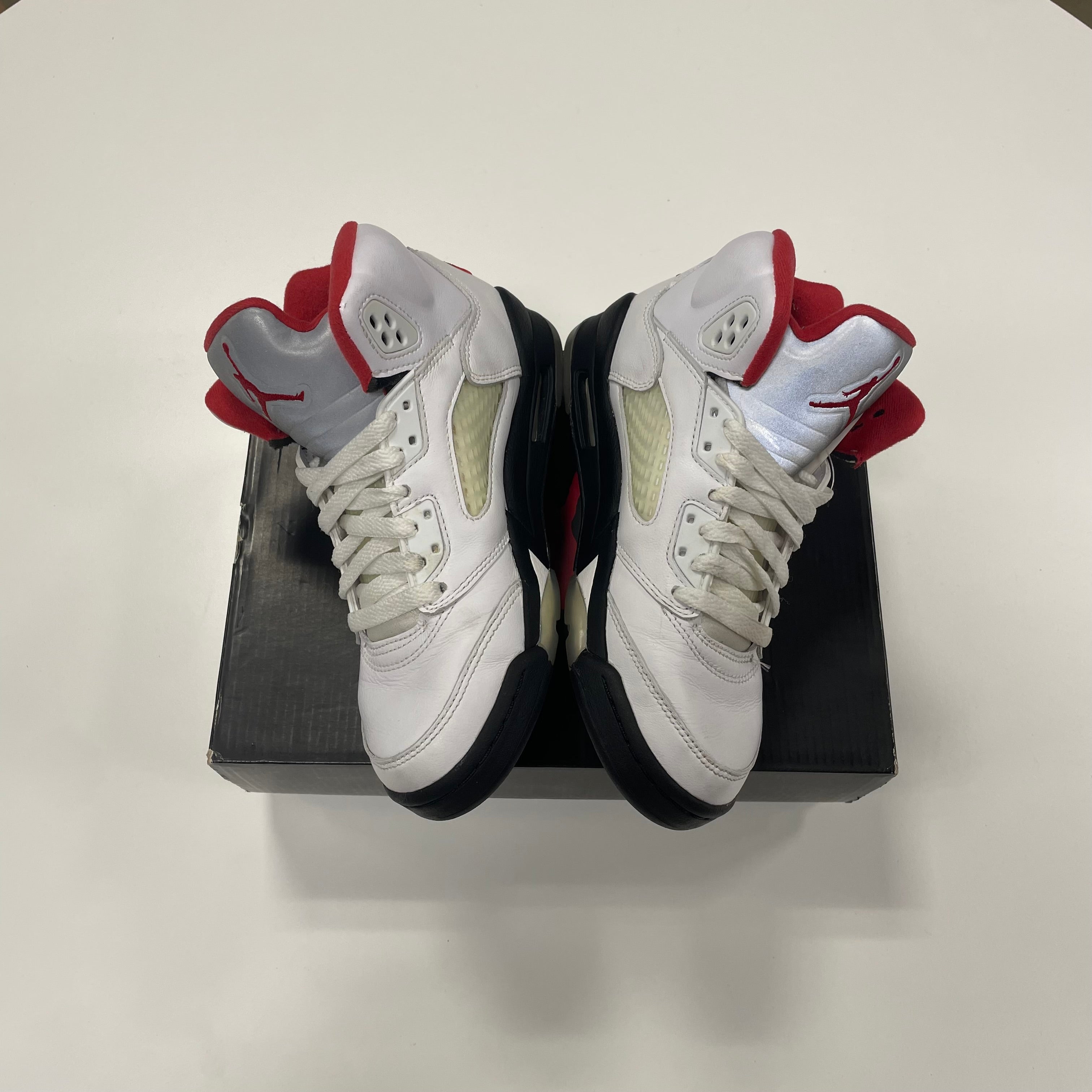 Air Jordan 5 'Fire Red Silver Tongue' (3.5) Used