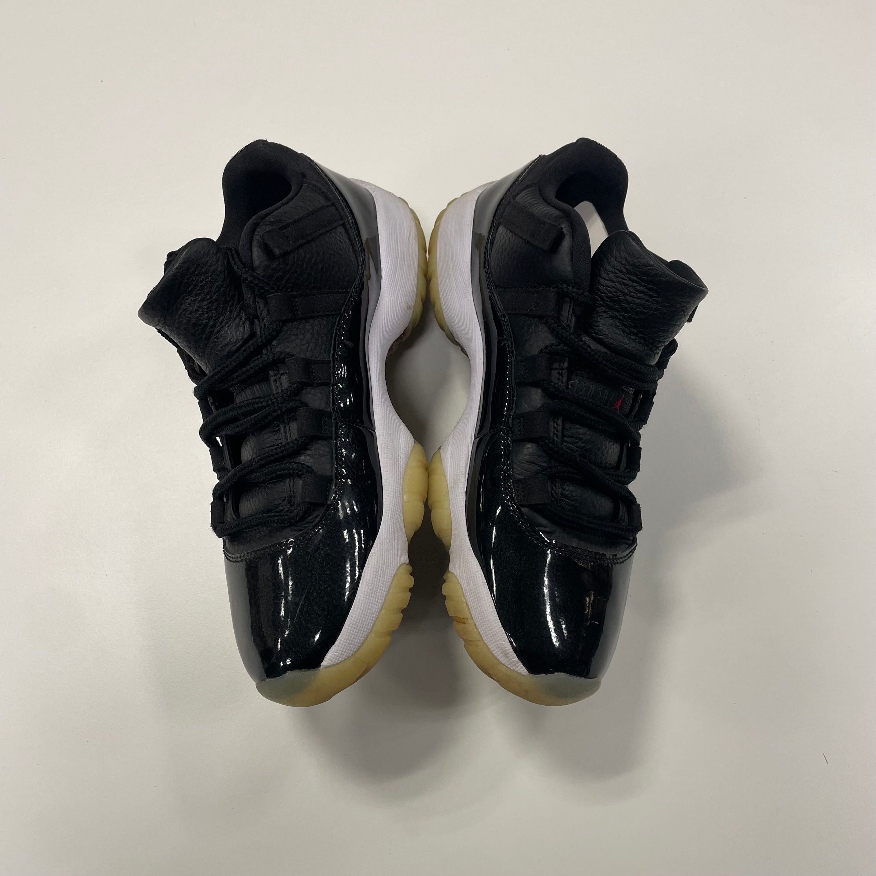 Jordan 11 Low '72-10' (8.5) Used