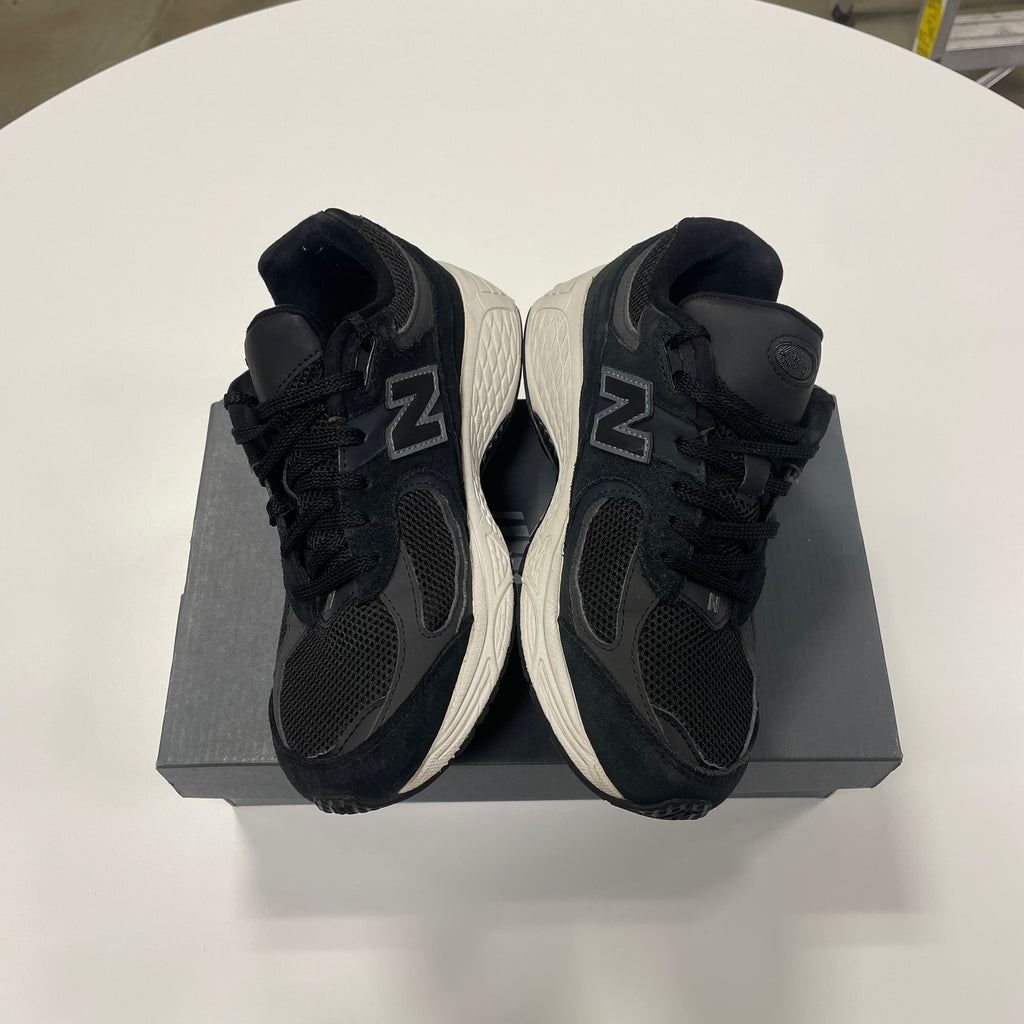 NB 2002R 'Black' (5) Used