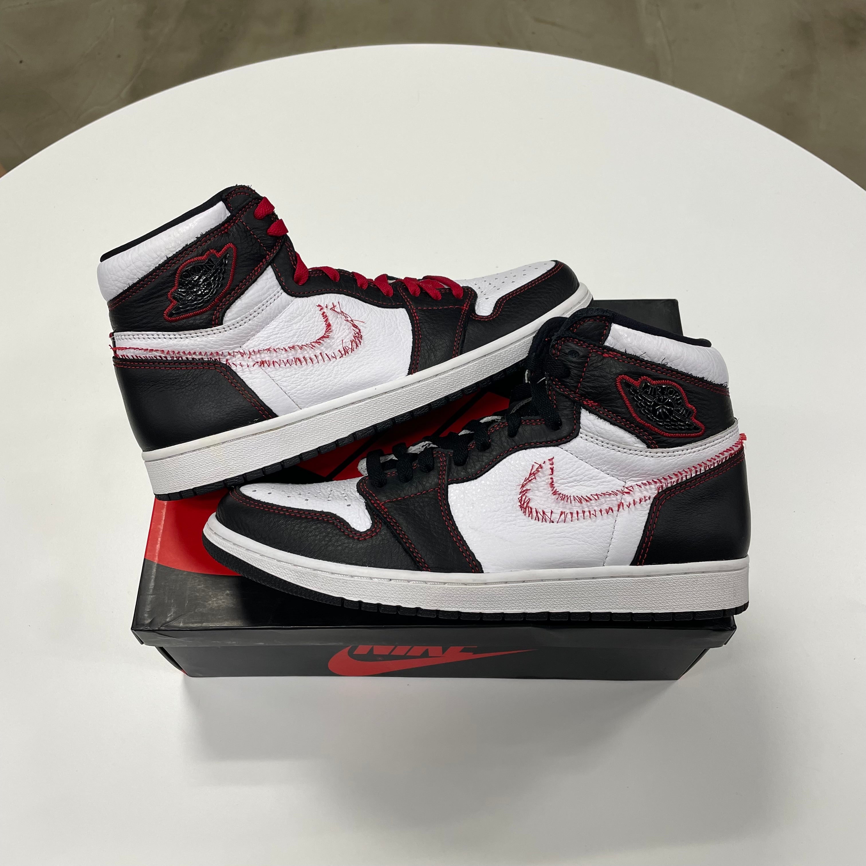 Air Jordan 1 High 'Defiant' (10.5) Used