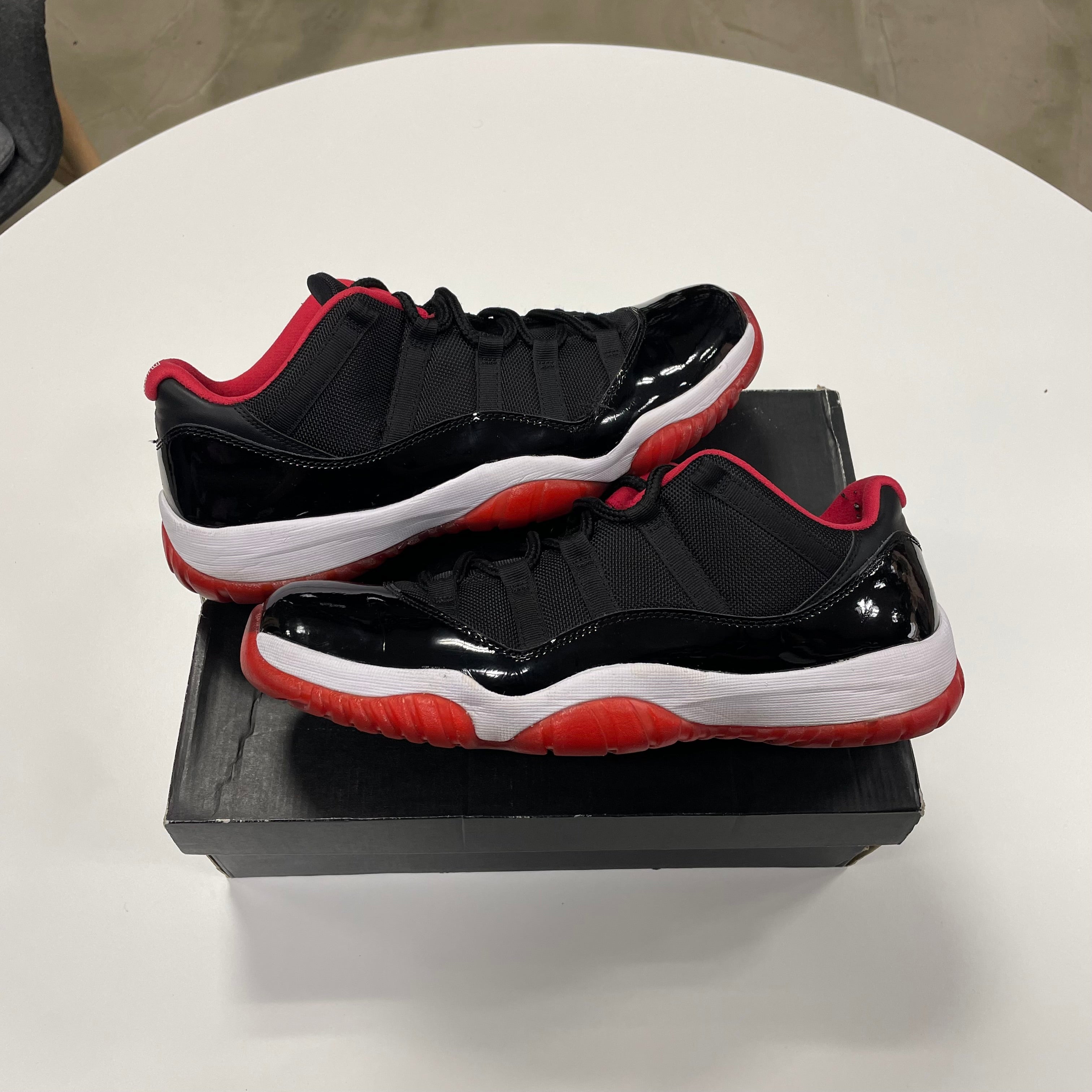Jordan 11 Low 'Bred' (11) Used