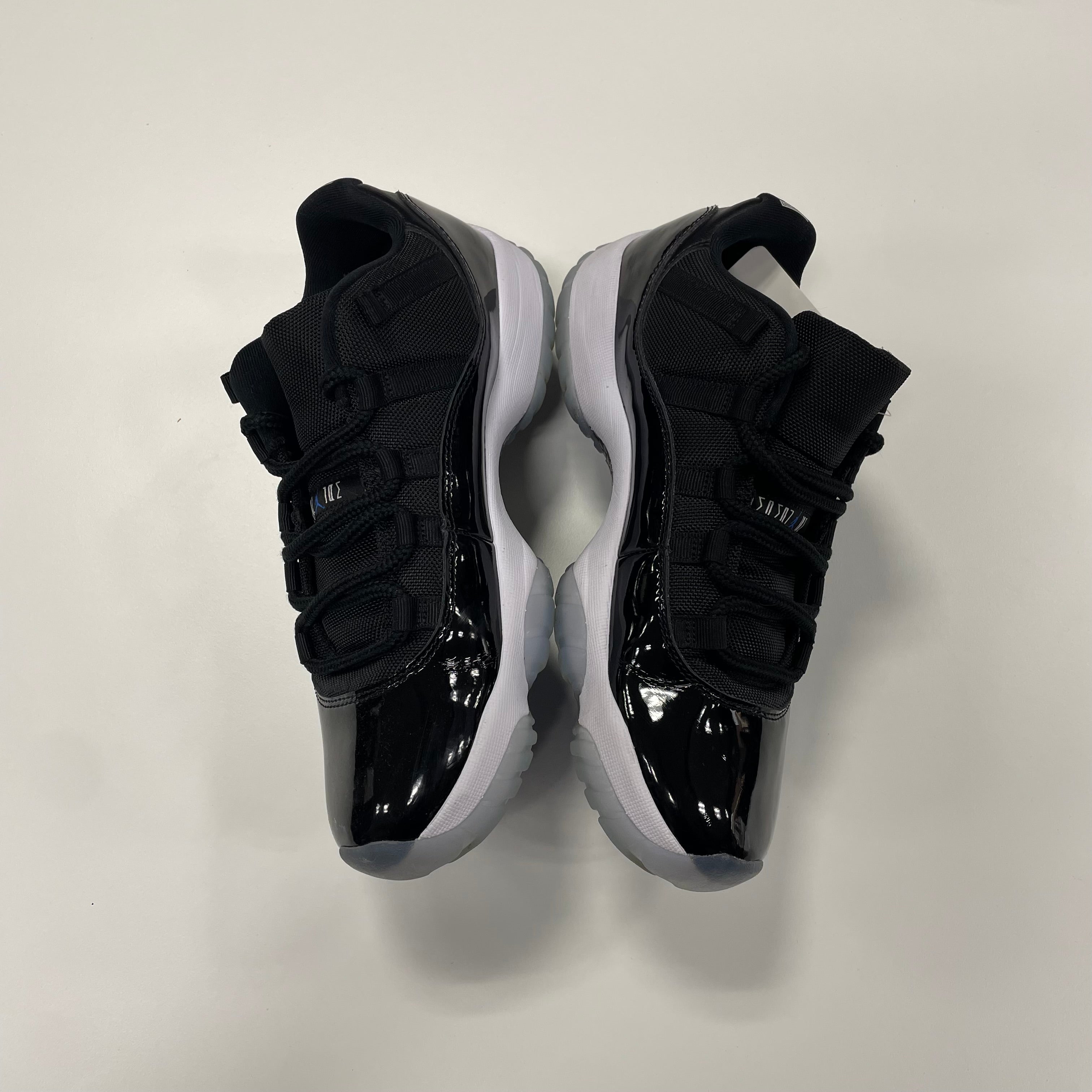 Jordan 11 Low 'Space Jam' (9) Used